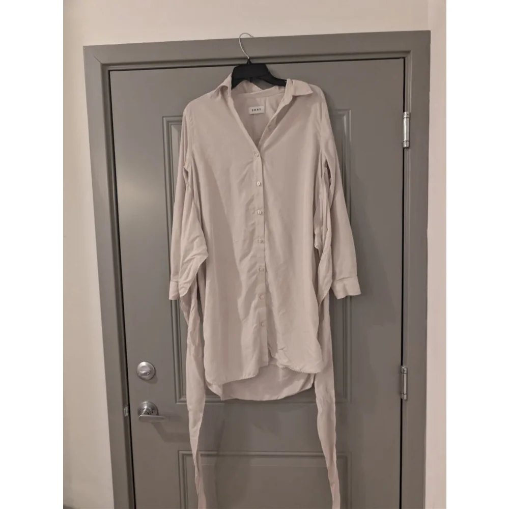 Women's DKNY Beige Long Sleeve Shirt Dress with Tie Waist, Size 4 - Picture 3 of 7